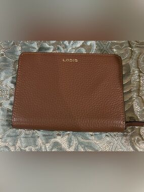 Lodis Brown Leather Zip Wallet